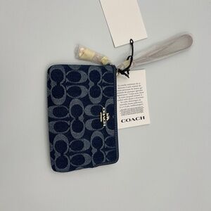 Coach NWT Corner Zip Wristlet In Signature Denim